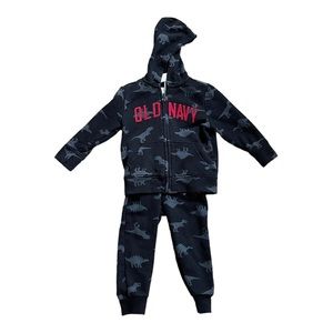 Old Navy 2T boys sweatpants and zip up hoodie